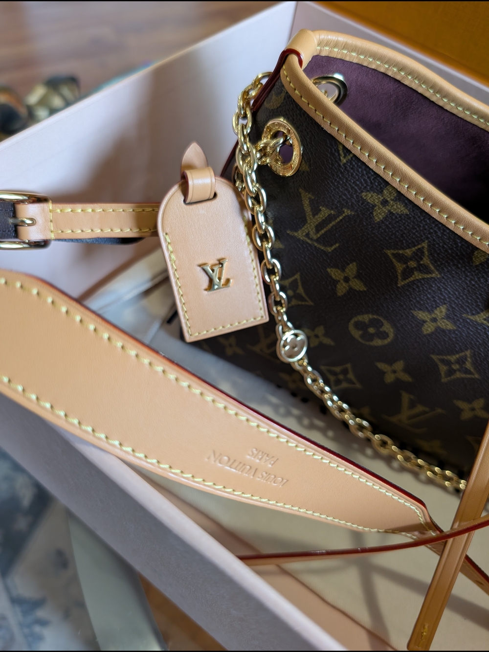 Louis Vuitton CarryAll BB - Picture 16 of 16